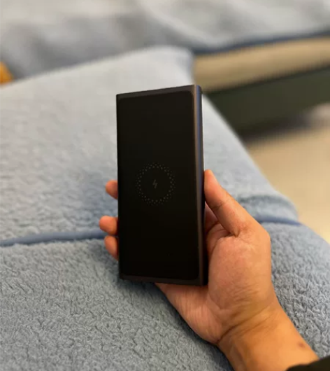 自用小米无线充电宝 10000mAh 9成...