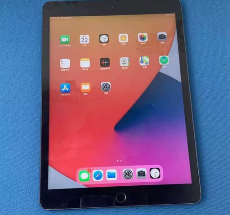 【低价出售】平板ipad 2019 10....