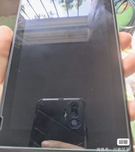 国行续航硬破单平板， 屏幕贴钢化膜爽快包邮...