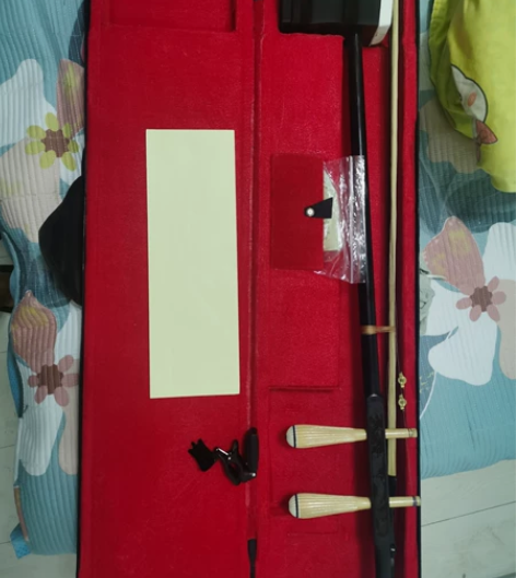 全新二胡,拿出来看过几回,不会拉,卖了 感...