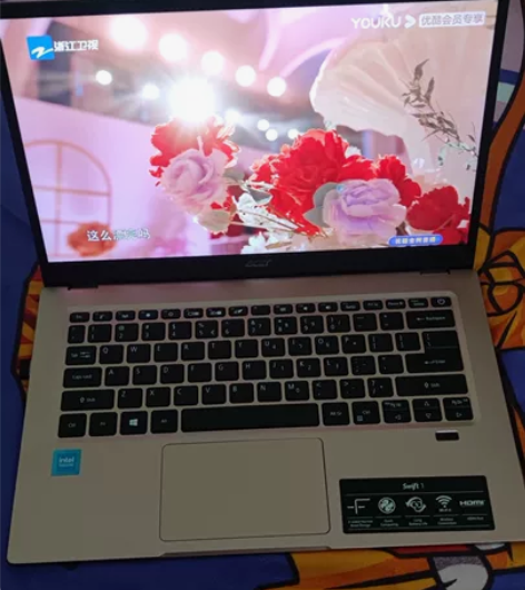 宏碁笔记本，4月中旬购于小米有品，给她学电...