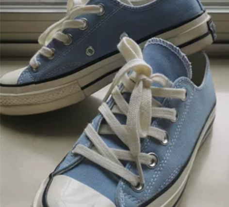 几乎全新匡威蓝色帆布鞋 别人送的穿过一次 ...