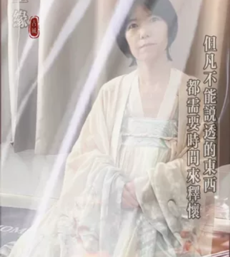 朋友商场买送我的，全新的（吊牌还在就试穿了...