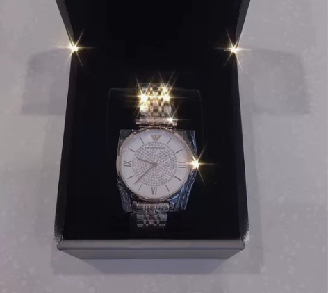 阿玛尼满天星手表 感兴趣的话点“我想要”和...