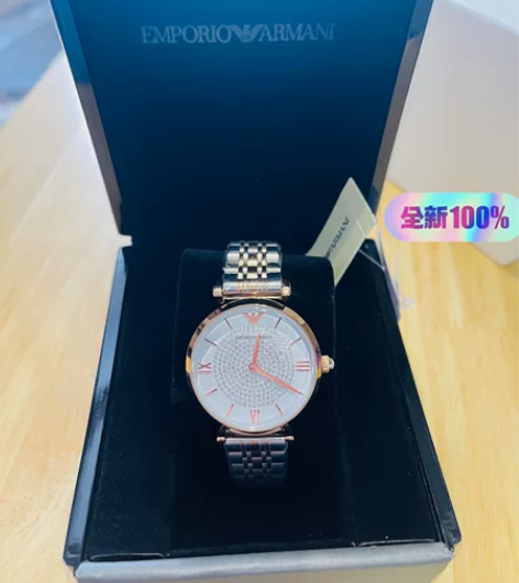 阿玛尼满天星手表，全新未戴过，品相非常漂亮...