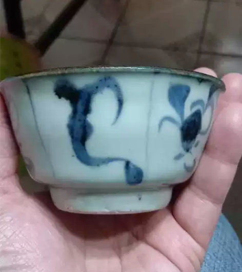 少见品 明代青花茶碗  全美品 实物拍摄灯...