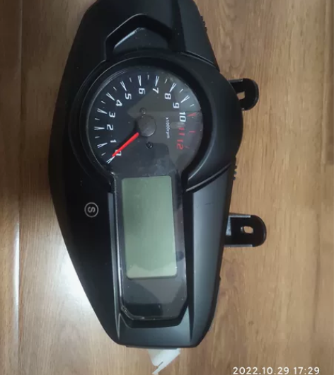 飞鹰踏板车125，110电子仪表总成。 感...