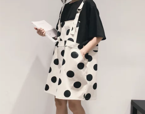 新款减龄短袖黑T恤拼接复古大波点背带裙假两...