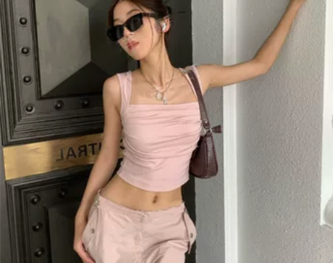 性感辣妹褶皱吊带背心女夏季设计感小众外穿气...