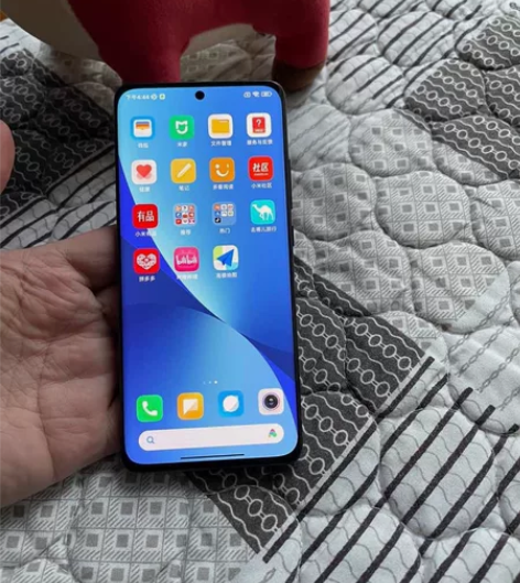 小米12x 99新，国行全网通 原装无拆无...