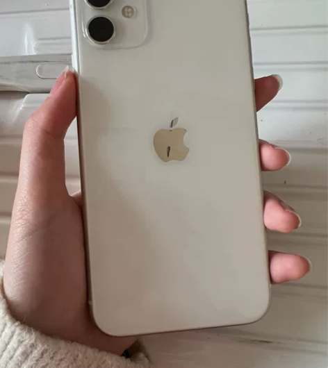 换新手机啦所以把11出掉！ 感兴趣的话点“...