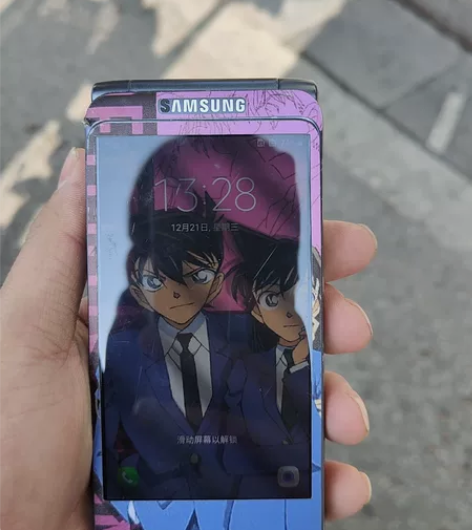 三星w2017，外屏轻微老化基本看不出来 ...