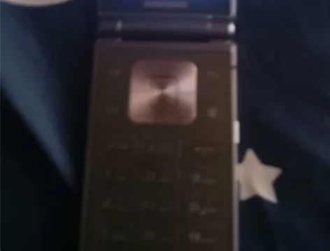 三星2016，内外屏都好使，后盖换过，电信...