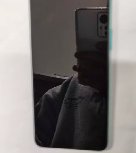 手机型号:荣耀30青春版（5G） 手机成色...