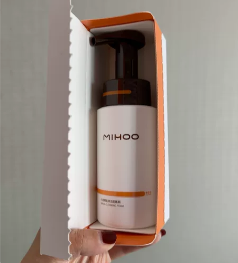 小迷糊洁面慕斯 150ml  不假滑  按...