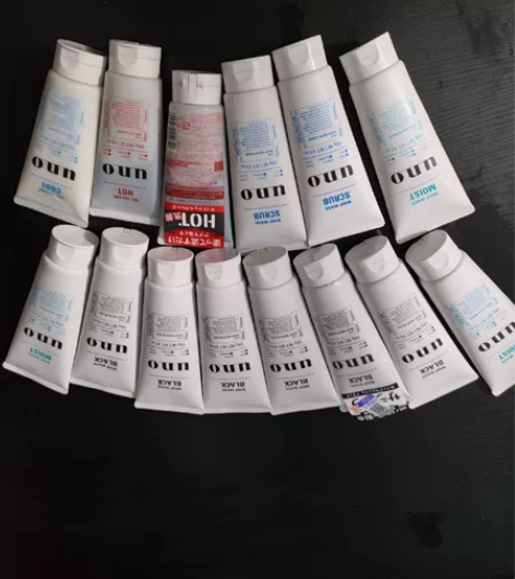 日本资深堂uno 超人气男士洁面乳 好用又...