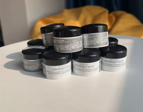 兰蔻小黑瓶肌底精华发光眼霜5ml 25一个...