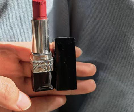迪奥999哑光口红，余量1/2，专柜正品，...