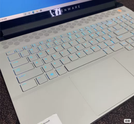 外星人m15 游戏本 家中闲置,落灰处理i...