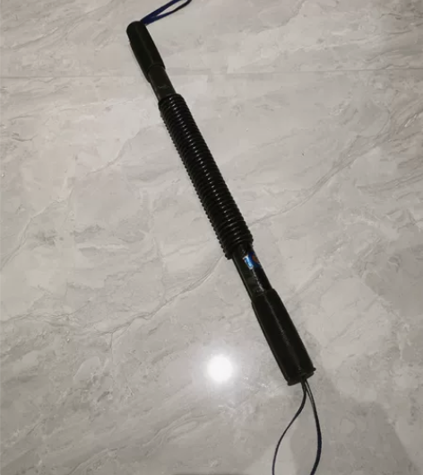 臂力器，买大了弯不动，闲置很久了，给需要的...