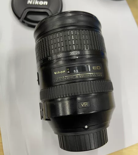 尼康af28-300镜头，镜片完好，成色如...