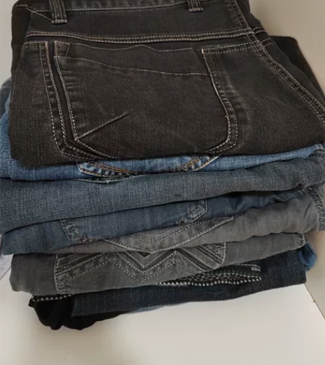 38码百斯盾牛仔裤休闲裤，39一条，3条8...