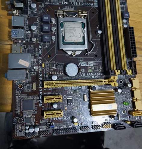 华硕B85M-G主板 成色如图真实图片，一...