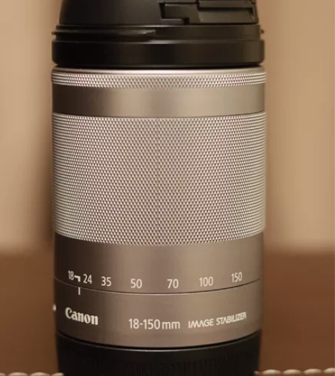 佳能微单镜头efm18-150mm银色 看...