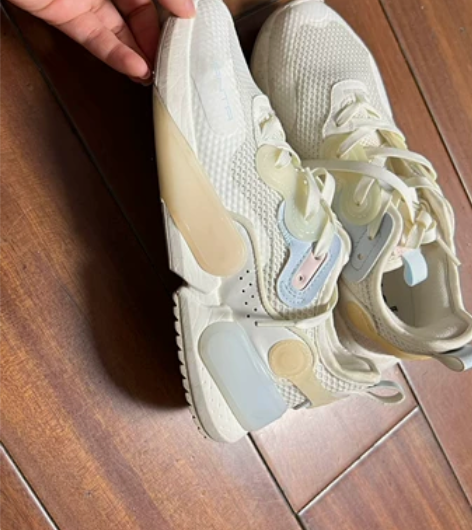 安踏的跑步鞋，上脚特别舒服，特别轻便舒服 ...