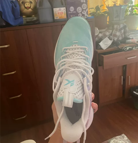 安踏篮球鞋 见山2代 全新未下地 学生党速...