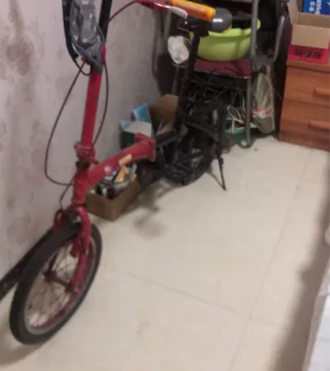 捷安特小型自行车，可以折叠的，自行车一直闲...