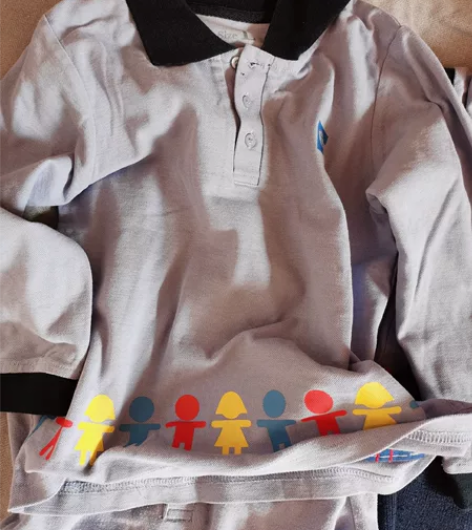 海富幼儿园校服,长袖T恤,几乎全新,没穿两...