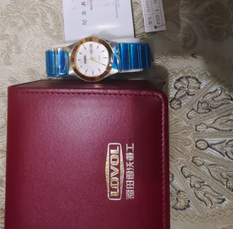 飞亚达定制款手表，转给需要的人 感兴趣的话...