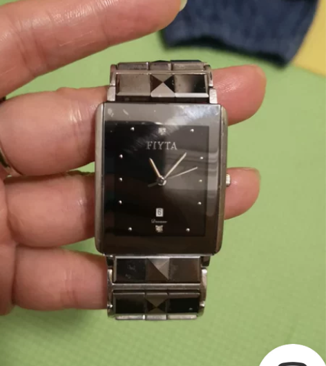 飞亚达正品手表，不太喜欢这个扣子。原价10...