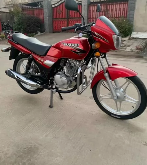 最新款铃木钻豹125cc到货，全车原版原漆...