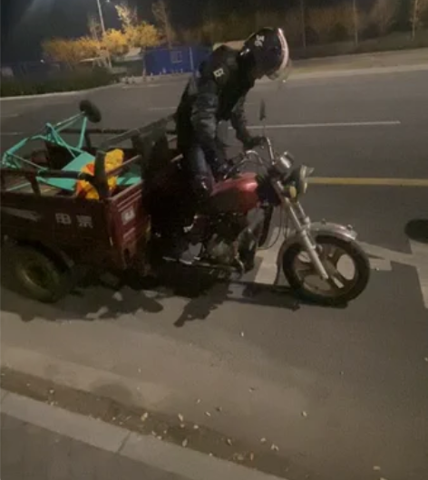 摩托三轮转让，发动机没有问题，正常骑着的，...