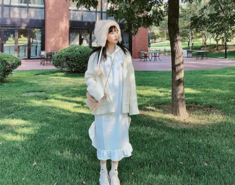 ?Meowo樱萘秋冬新品 白色长款连帽套头...