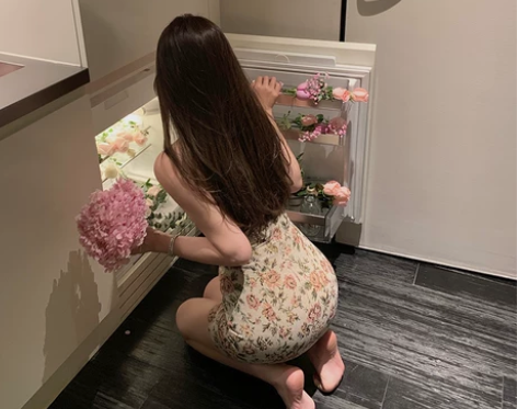 早安樊樊纯欲风法式碎花连衣裙女春季温柔风复...