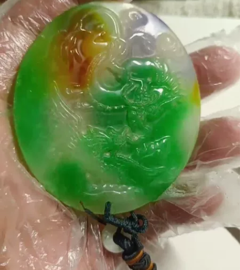 玉雕挂件雕工精美品相一流不包新旧,此物此价...