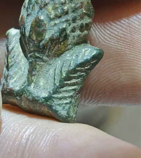 非常精美的配件，工艺漂亮还是鎏金的，欢迎能...