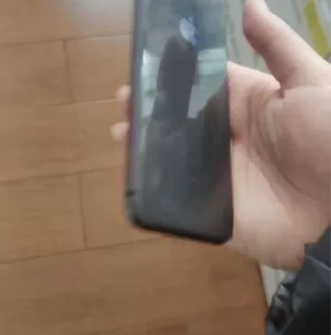 闲置苹果8 感兴趣的话点“我想要”和我私聊...
