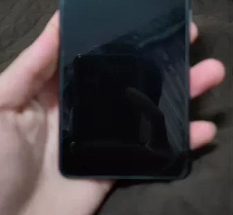 红米k40  8+256 箱说全，屏幕贴有...