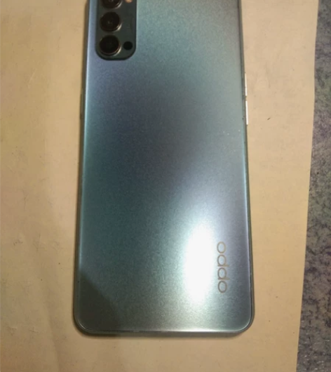 黑丝小姐姐用过的oppo reno4(5G...