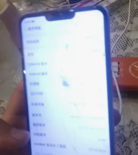 oppo a5 4+64 外屏碎。带...