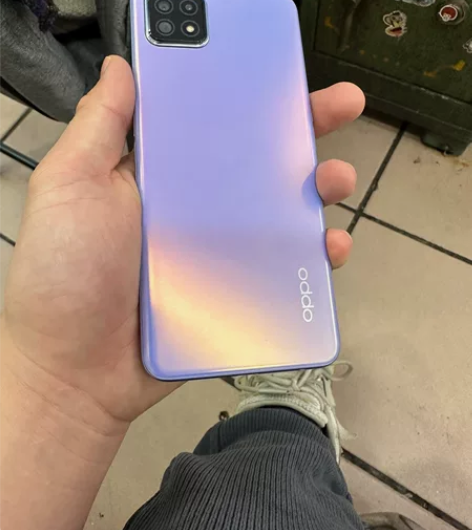 OPPO A72 8+128G 99新 无...