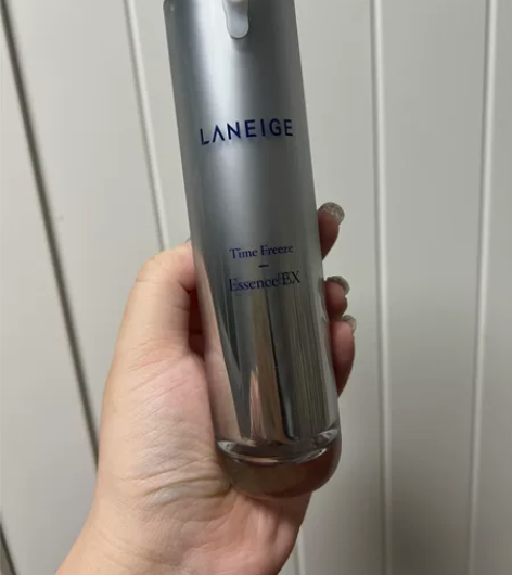 最后一瓶！！兰芝绝版致宠精华 感兴趣的话点...