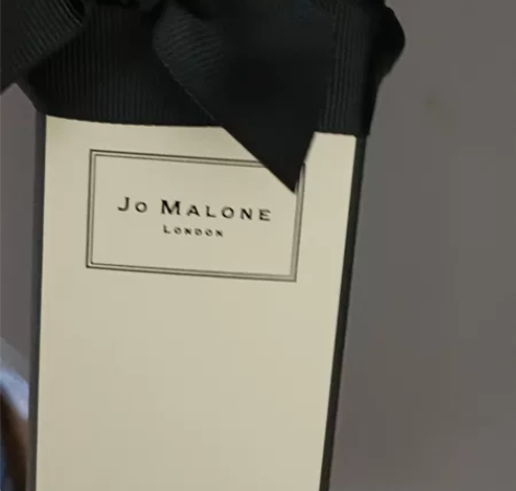 祖玛龙香水30ml 朋友送的,全新未拆封...