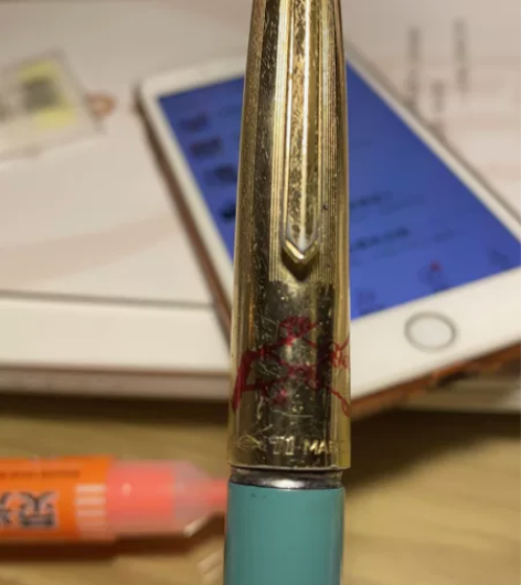 50年代用练字墨囊钢笔 上墨方式：旋转吸墨...