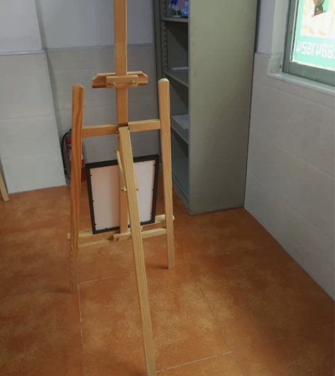 1.5米原松木画架，全新30件 感兴趣的话...