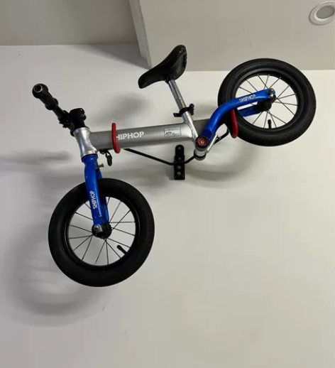 小朋友的平衡车，买成500多质量特别好，带...